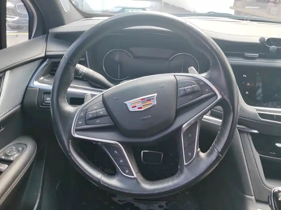 Cadillac XT5 — миниатюра 15
