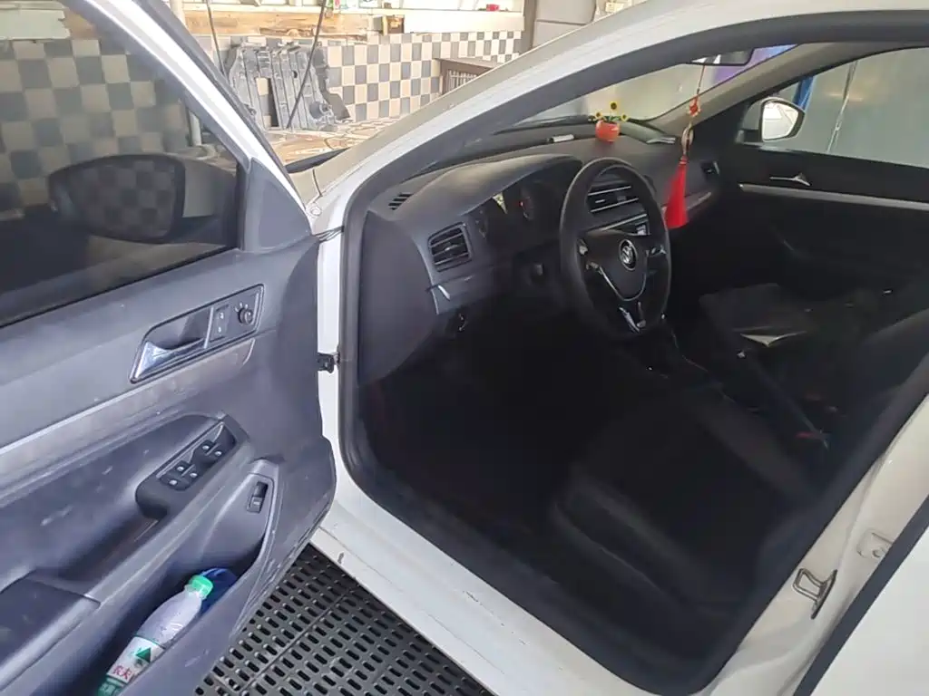 Volkswagen Lavida — миниатюра 16