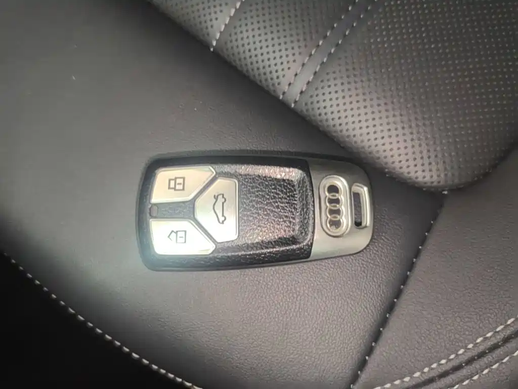 Audi Q5L — миниатюра 9