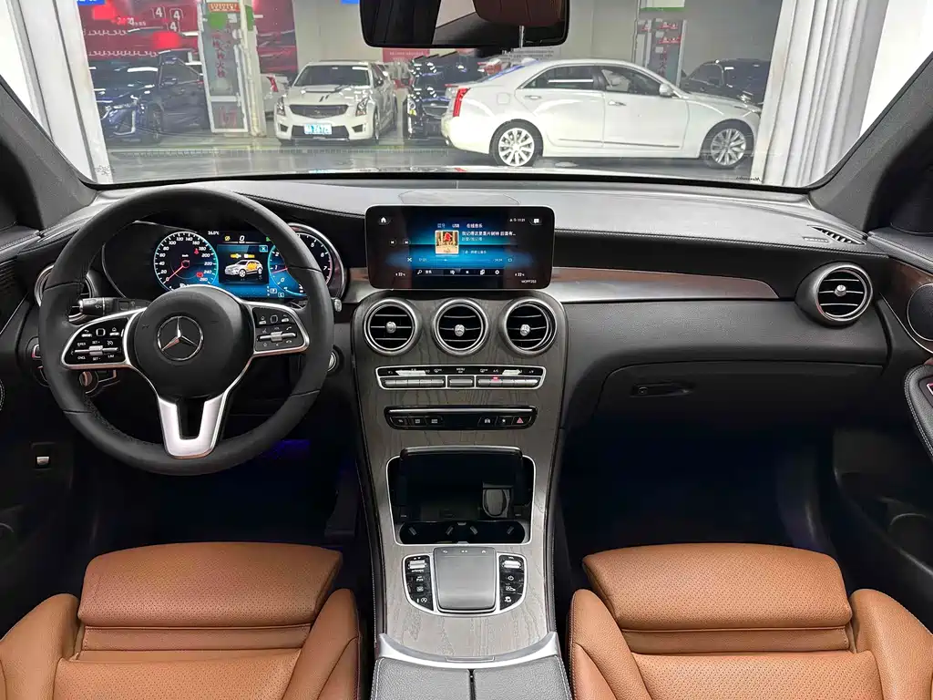 Mercedes-Benz GLC 2020 GLC 260 L 4MATIC