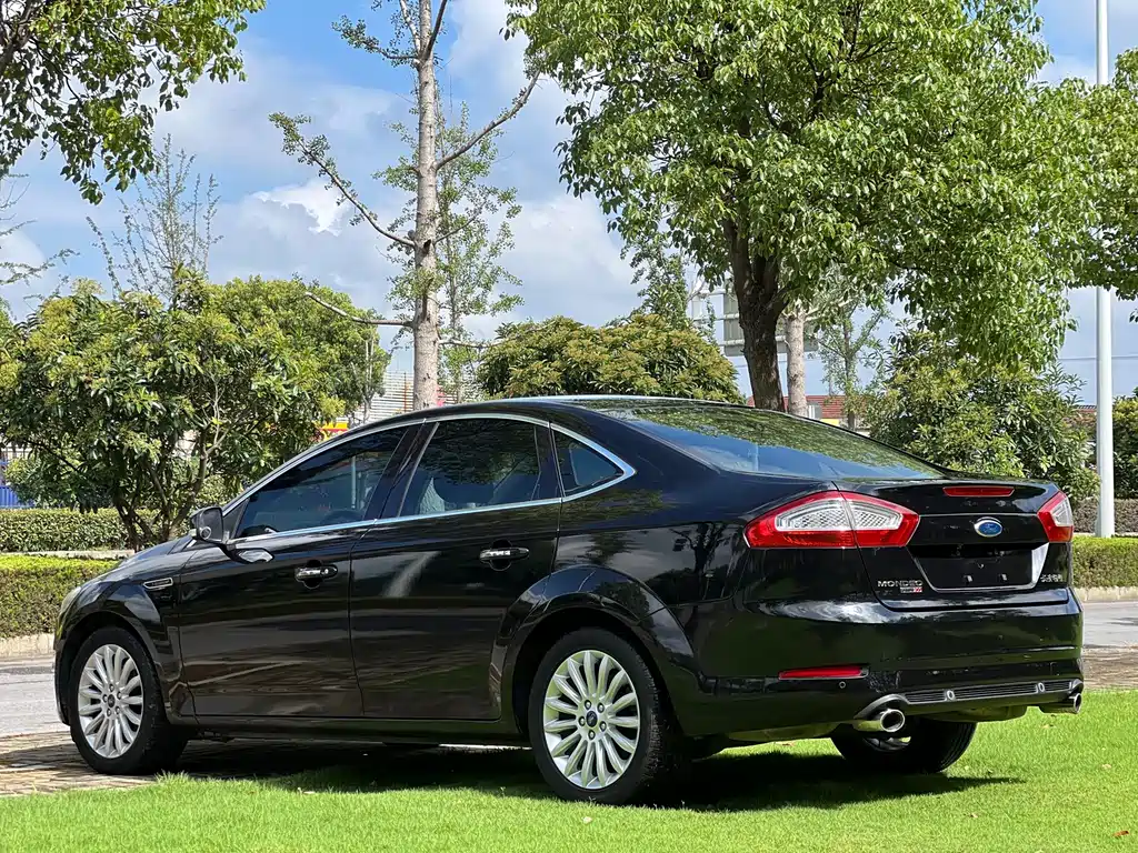 Ford Mondeo Zhisheng — миниатюра 9