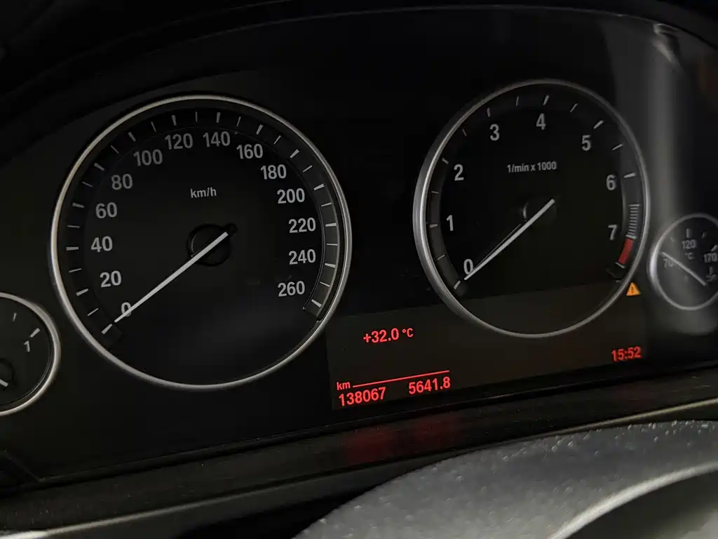 BMW X5 (Import) — миниатюра 5