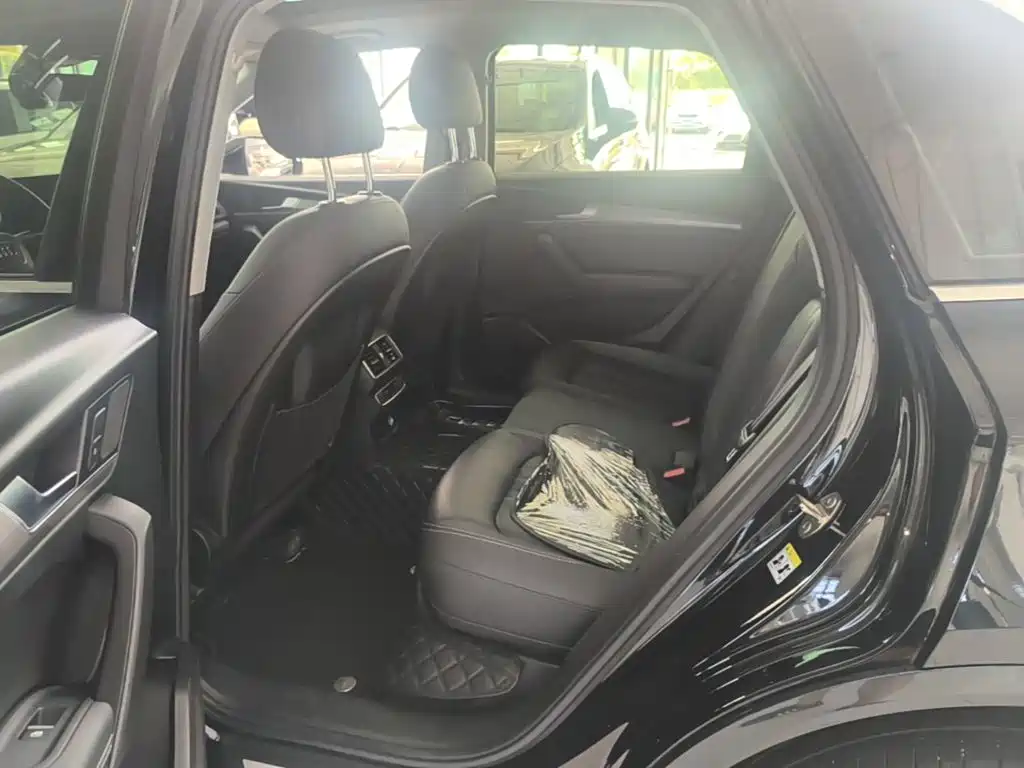 Audi Q5L — миниатюра 17