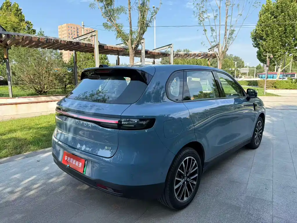 Leapmotor Leapmotor B10 — миниатюра 8