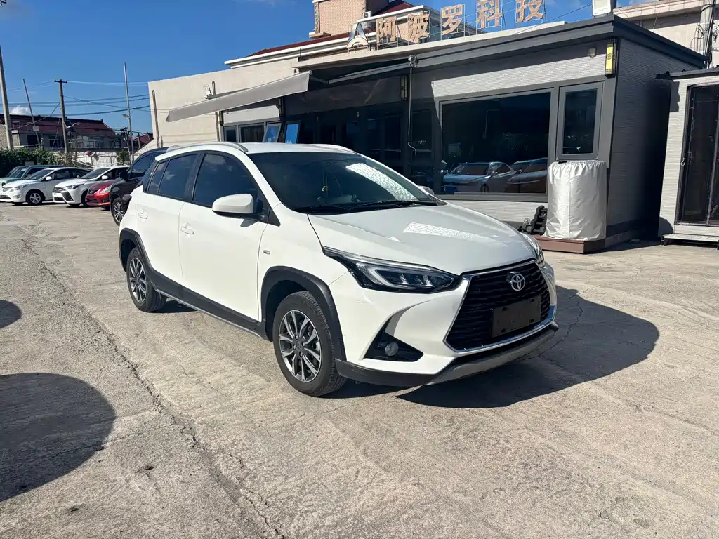 Toyota Yaris L — миниатюра 3