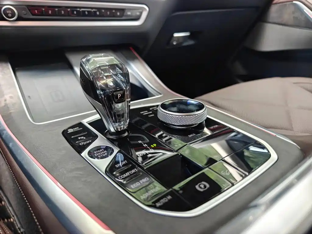 BMW X5 — миниатюра 9