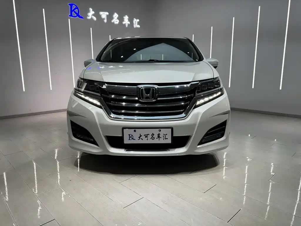 Honda Elysion 2016 2.4L