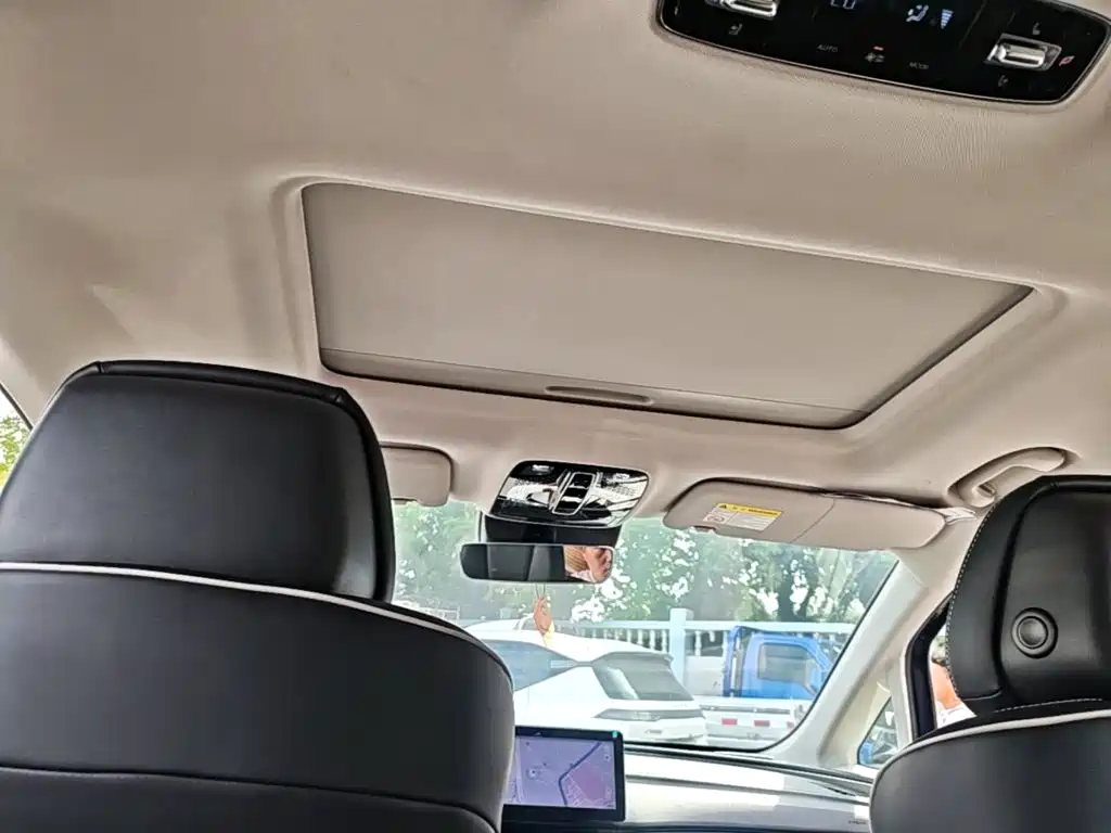 Roewe iMAX8 — миниатюра 18