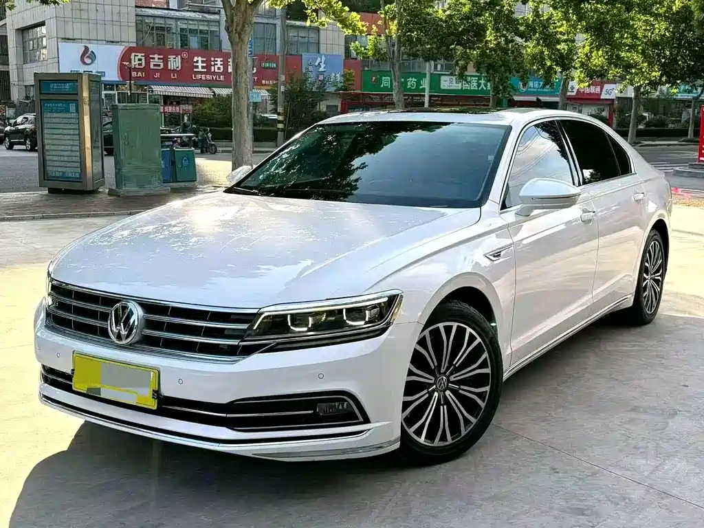 Volkswagen Phideon