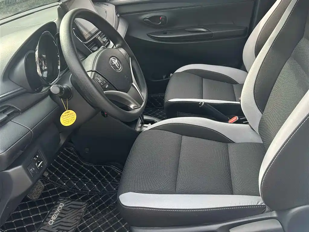 TOYOTA YARIS L ZHIXUAN