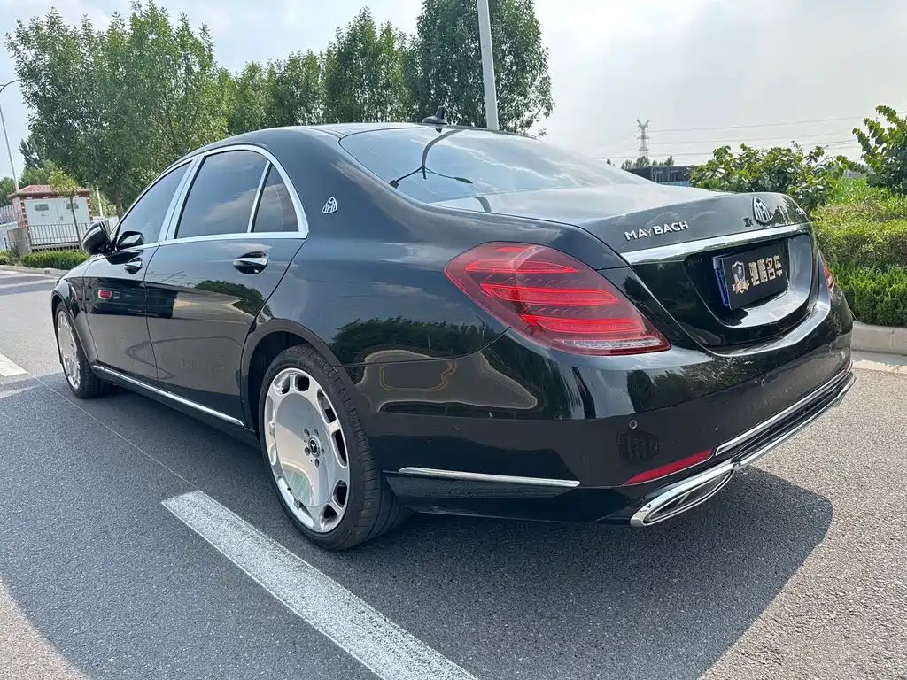 MERCEDES-BENZ S CLASS