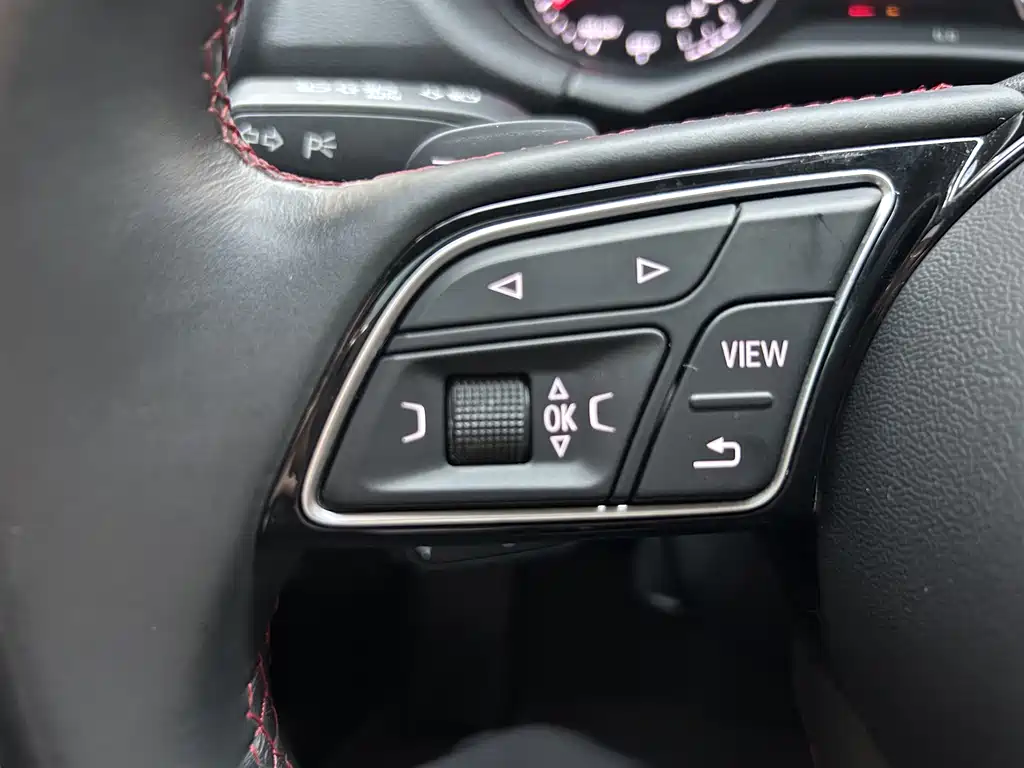 Audi Q2L — миниатюра 15