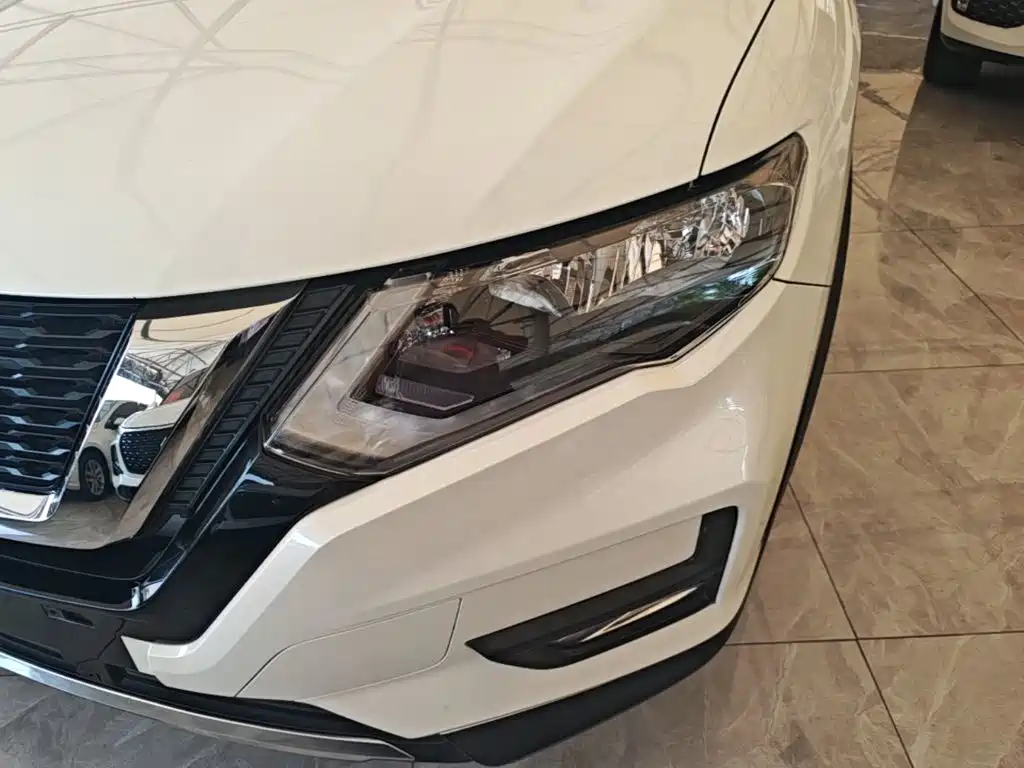 Nissan X-Trail — миниатюра 24