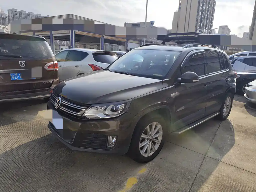 Volkswagen Tiguan — миниатюра 2
