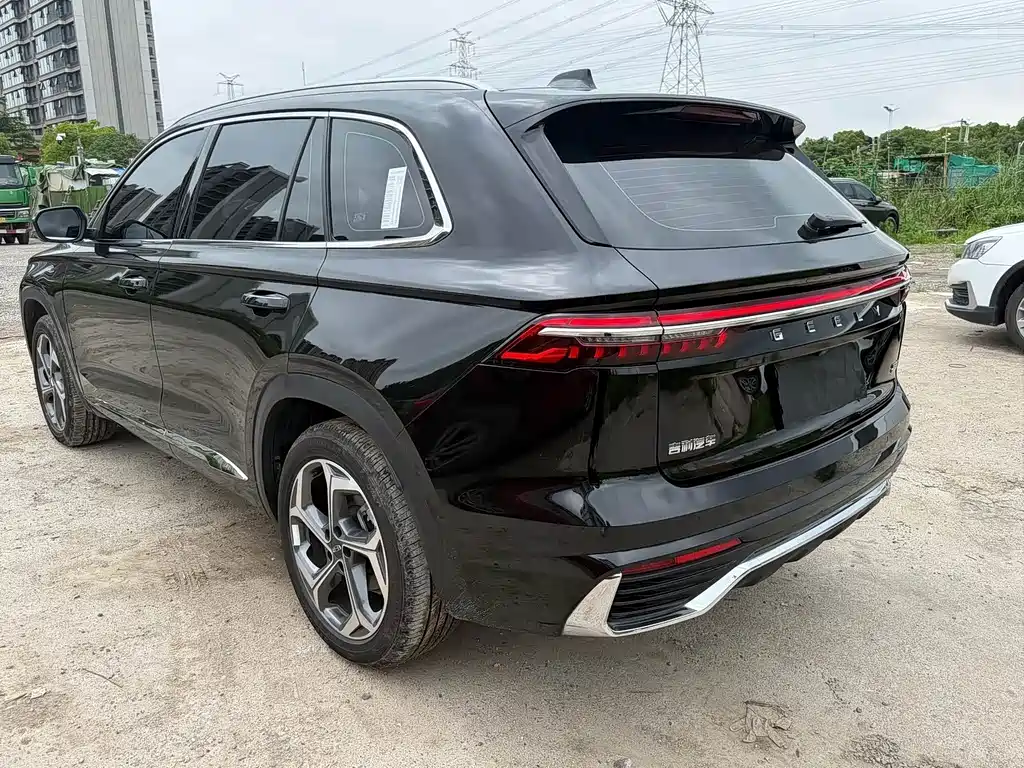 Geely Xingyue L — миниатюра 3
