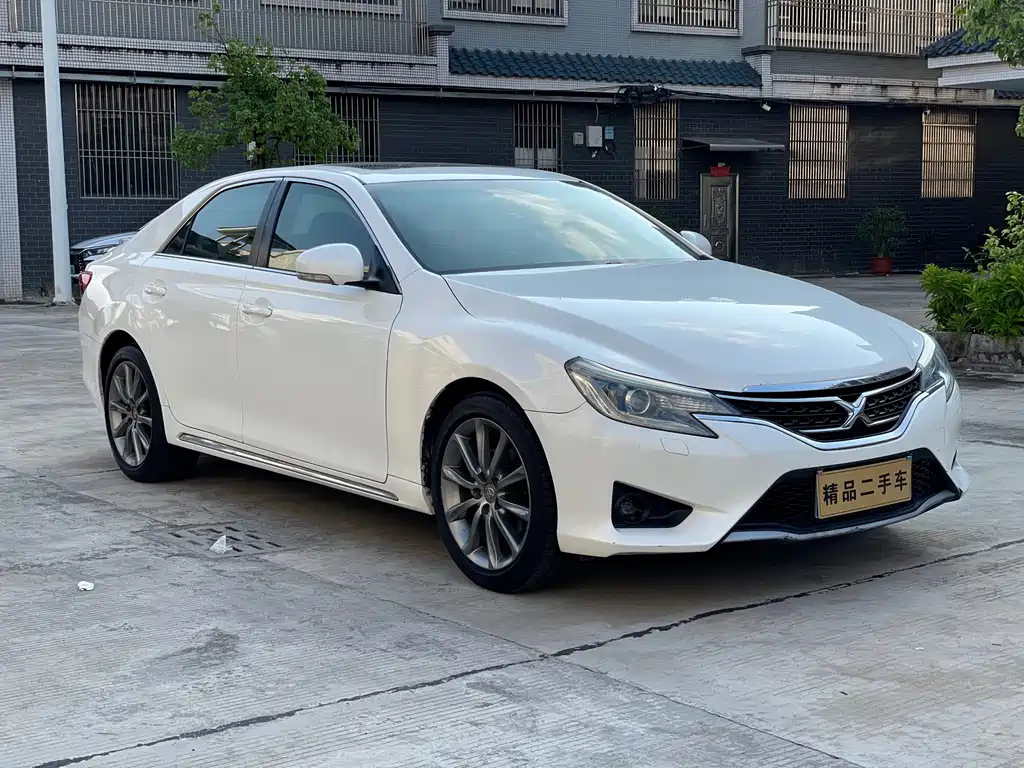 Toyota Reiz — миниатюра 2