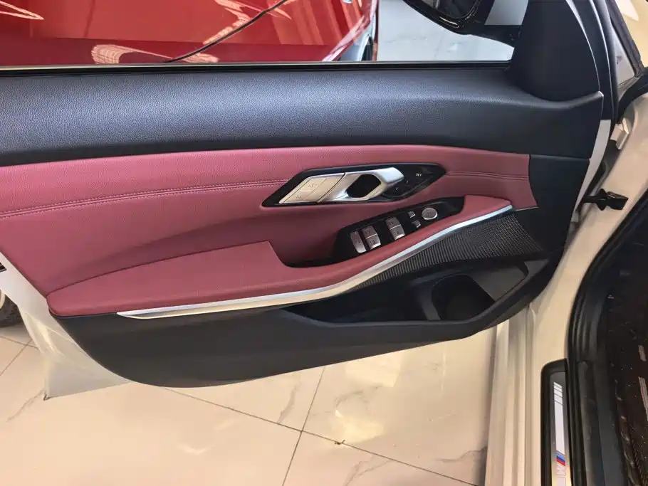 BMW 3 Series — миниатюра 7