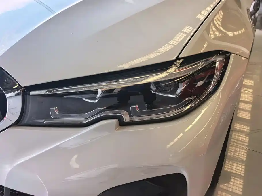 BMW 3 Series — миниатюра 5