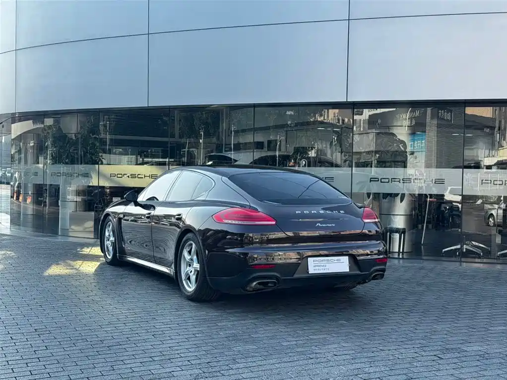 Porsche Panamera — миниатюра 5