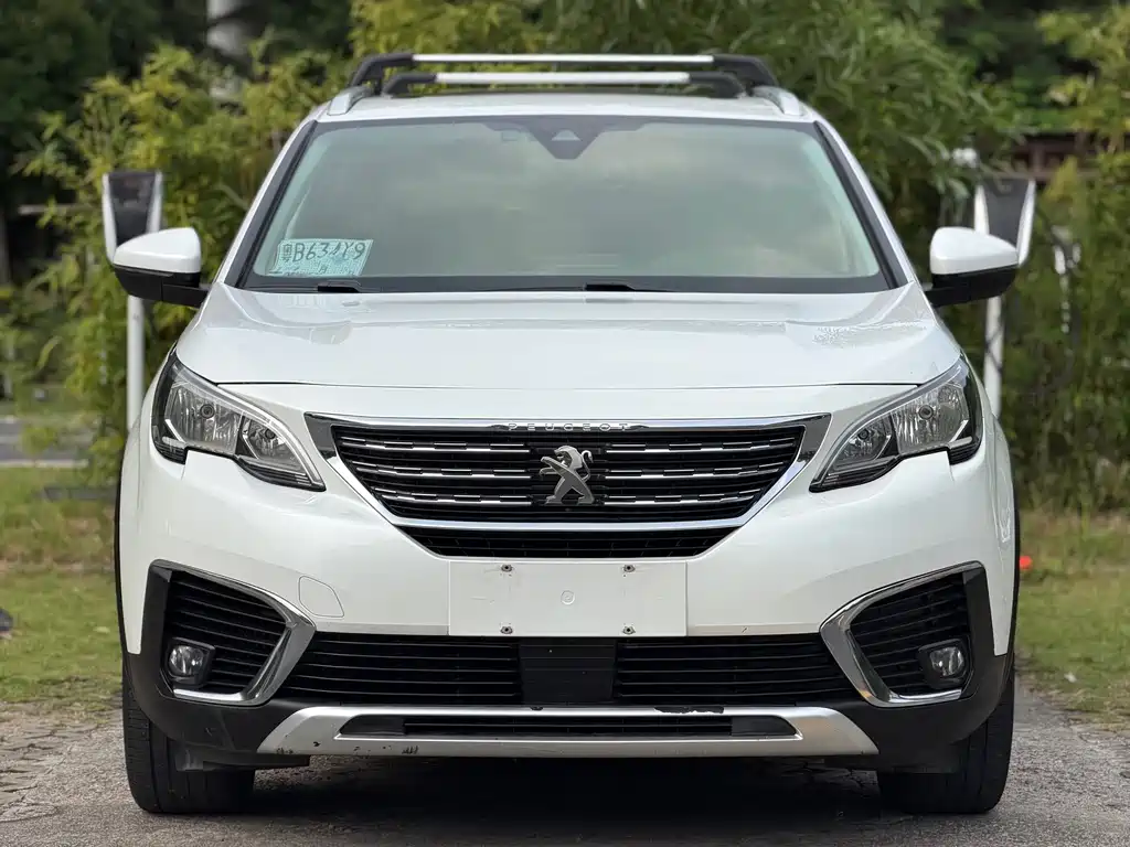 Peugeot 5008 — миниатюра 2