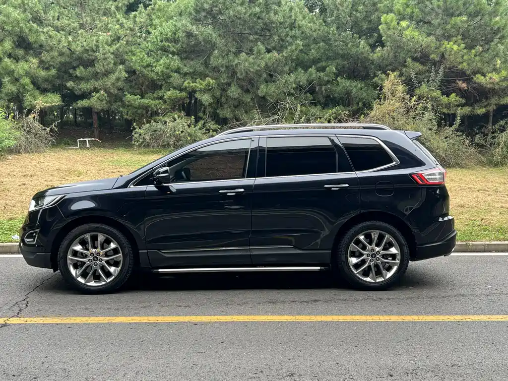 Ford Edge — миниатюра 3