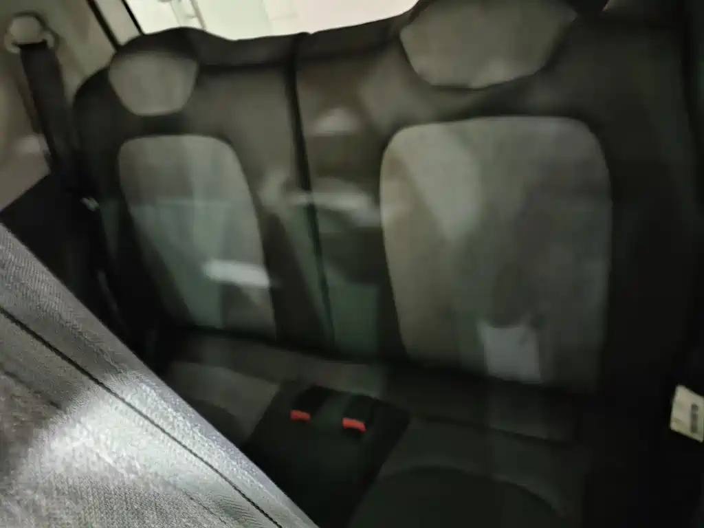 Wuling MINIEV — миниатюра 5