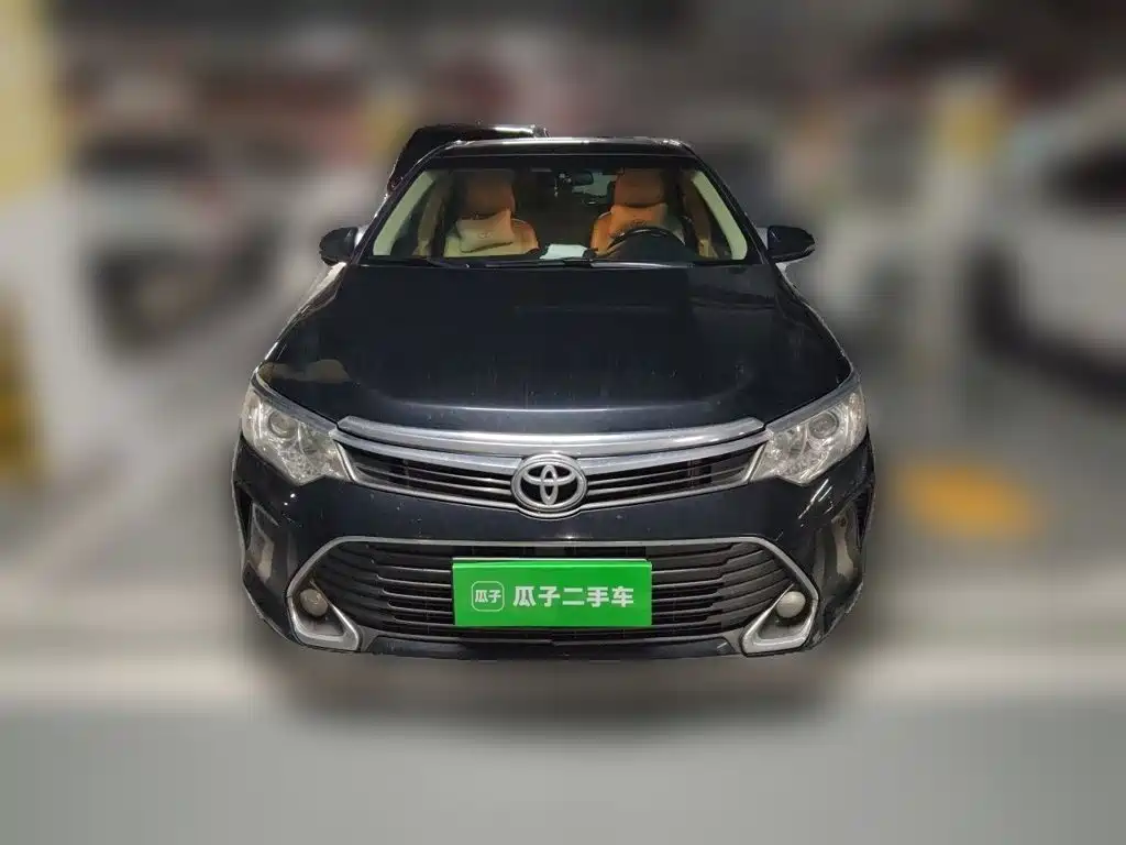 Toyota Camry — миниатюра 3