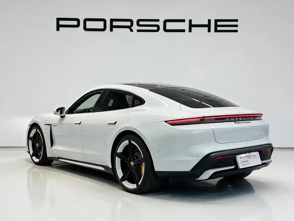 Porsche Taycan — миниатюра 4
