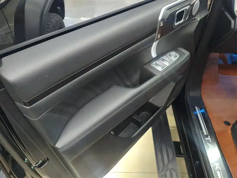 TANK TANK 400 NEW ENERGY