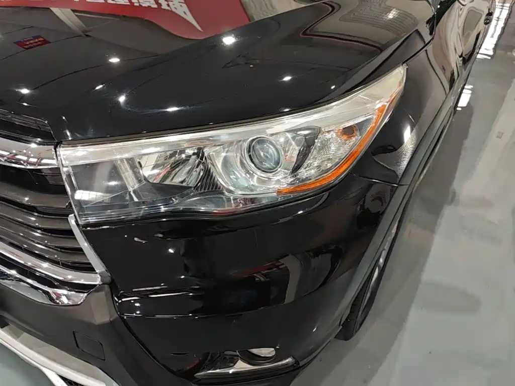 Toyota Highlander — миниатюра 24