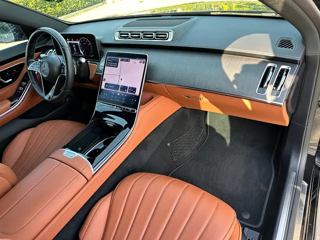 Mercedes-Benz S-Class — миниатюра 7