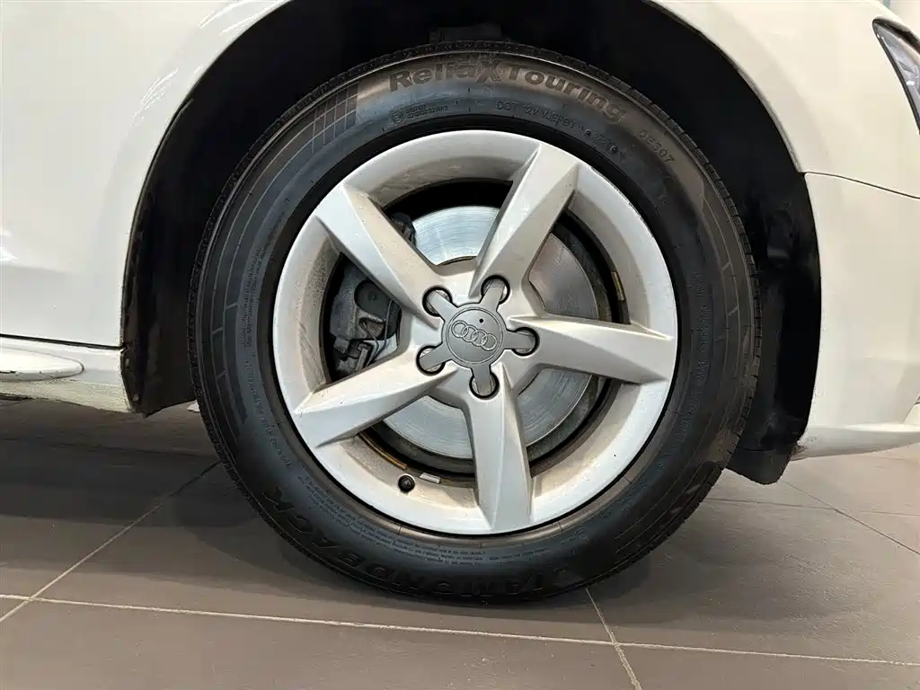 Audi A4L — миниатюра 14