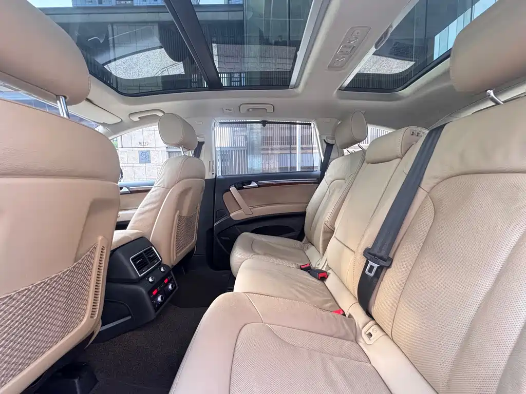 Audi Q7 — миниатюра 18