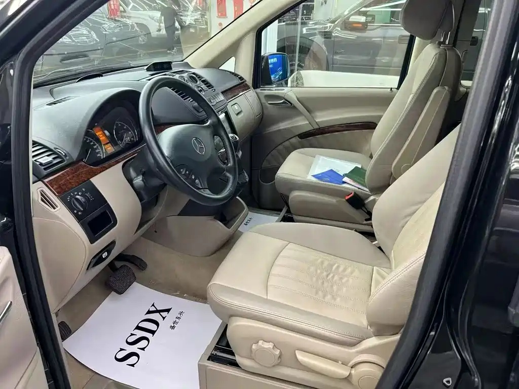 Mercedes-Benz Viano — миниатюра 4