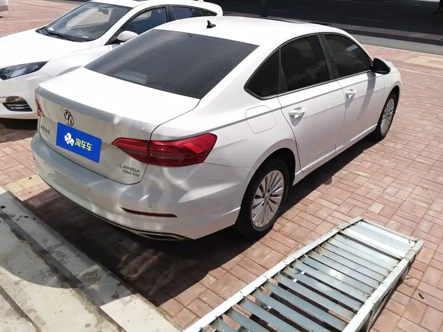Volkswagen Lavida — миниатюра 3
