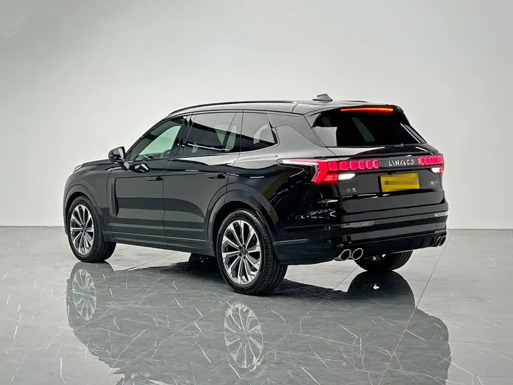 Lynk & Co 09 — миниатюра 4