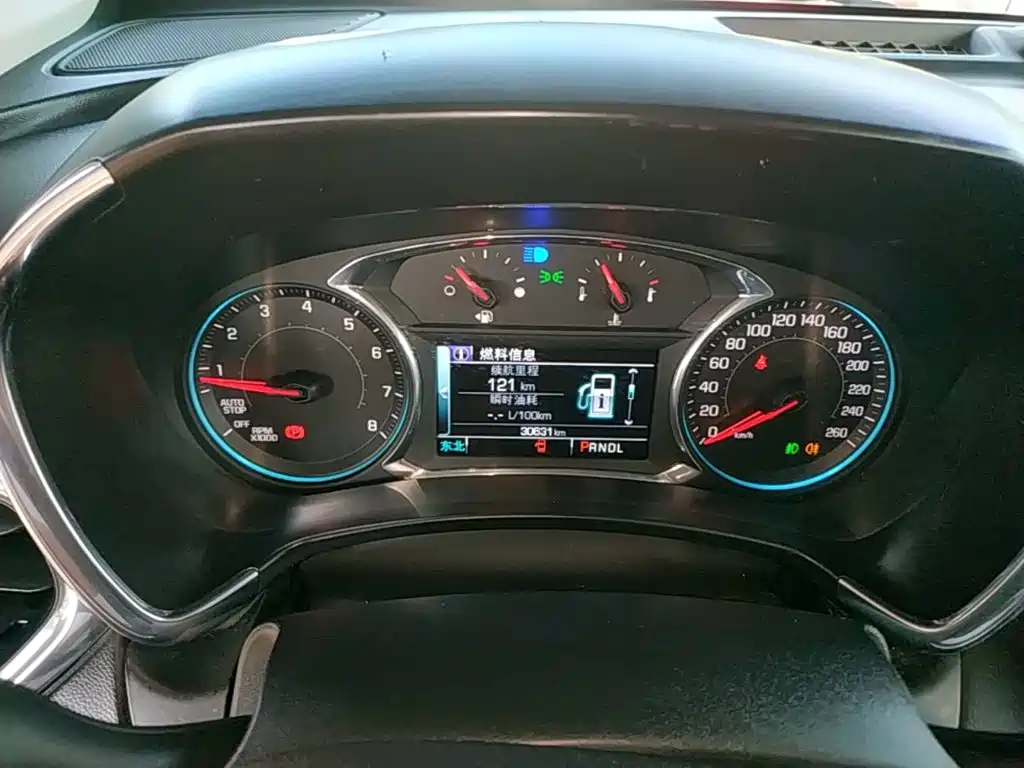 Chevrolet Equinox — миниатюра 12