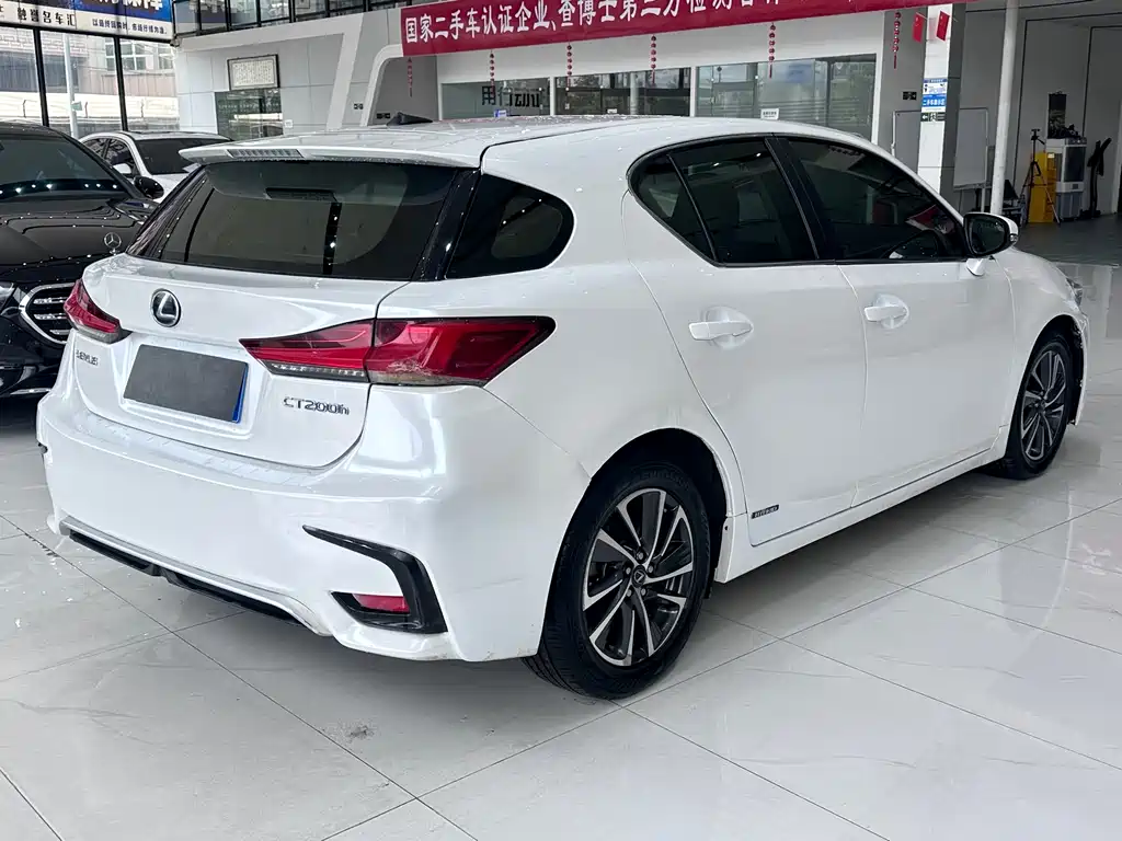 LEXUS CT