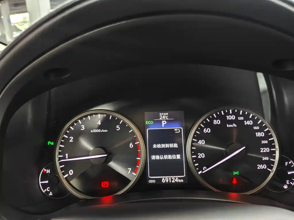 Lexus NX — миниатюра 11