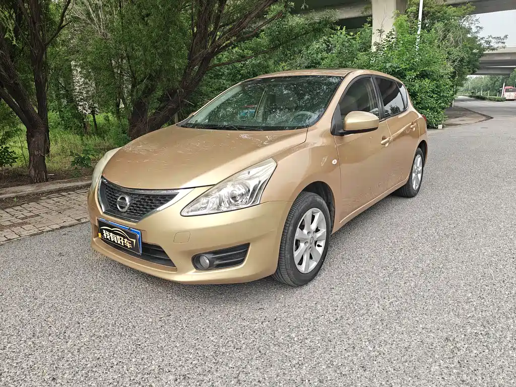 Купить Nissan Tiida