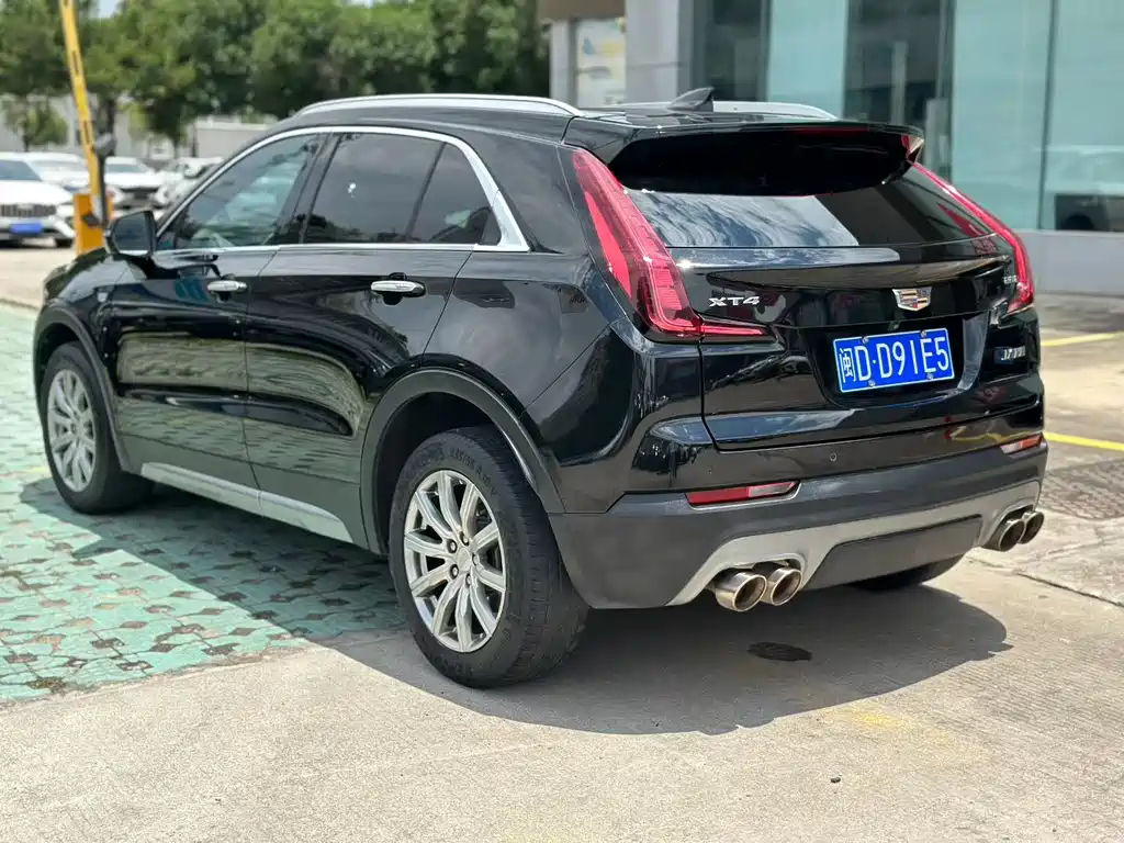 Cadillac XT4 2020 28T Lead