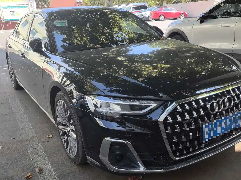 Audi A8 — миниатюра 3