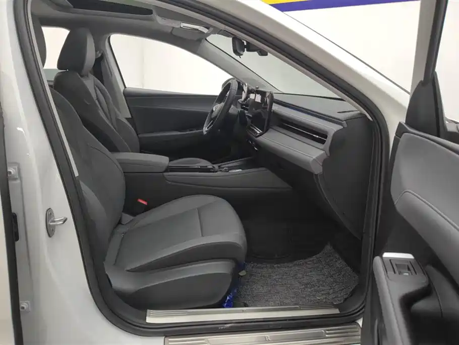 Volkswagen Lavida 2026 Pro 300TSI
