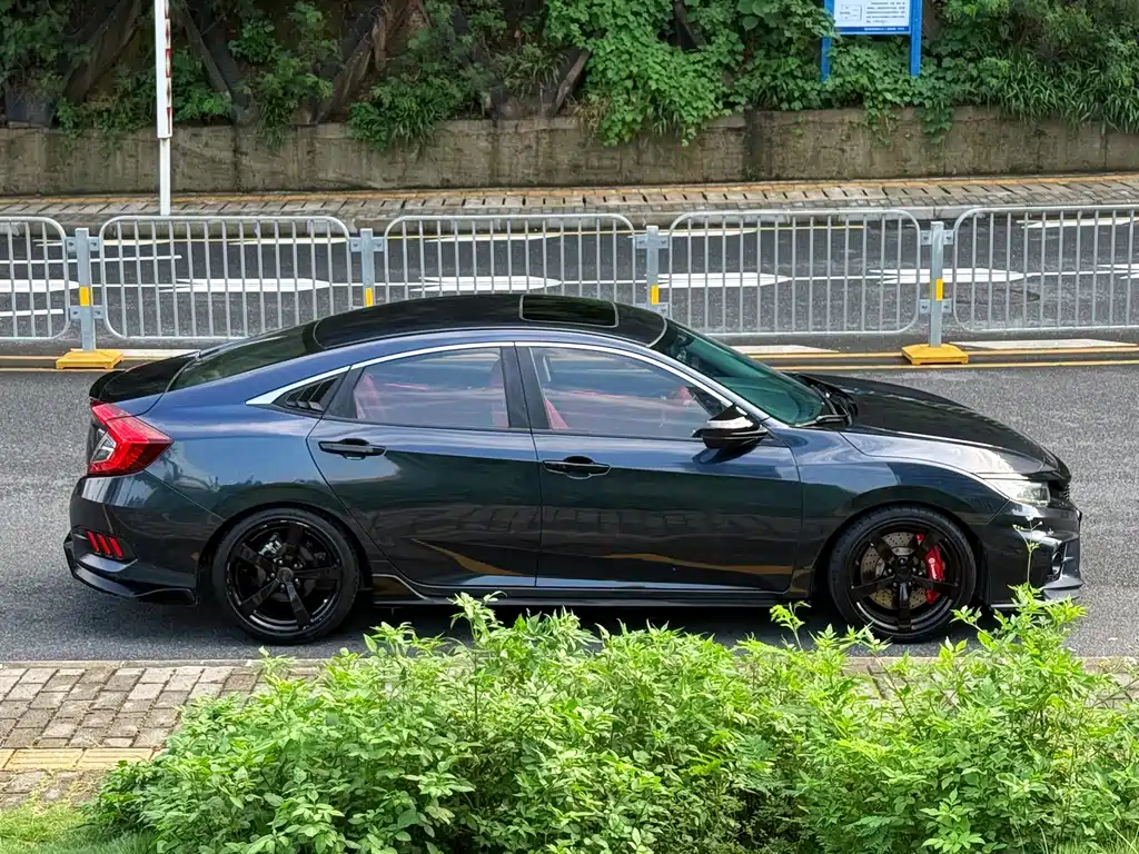 Honda Civic — миниатюра 3
