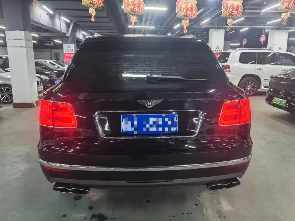 Bentley Bentayga 2018 4.0T V8