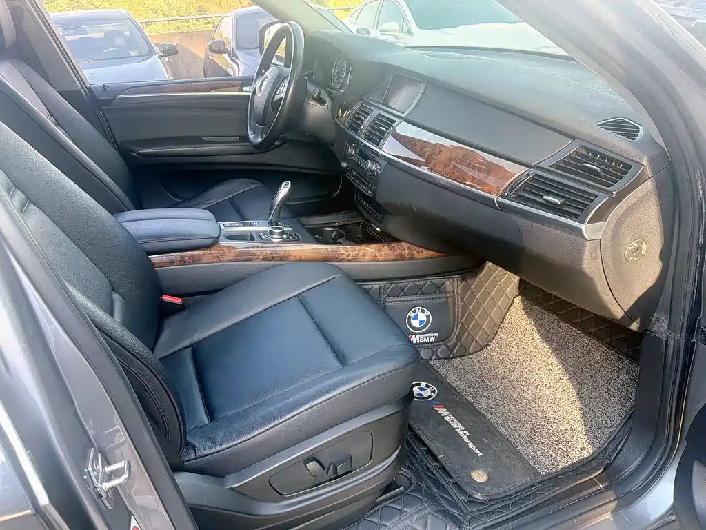 BMW X5 (Import) — миниатюра 19