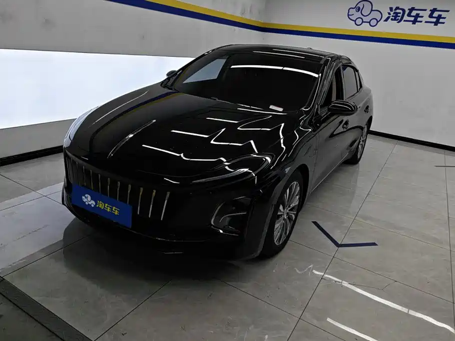 Hongqi Hongqi E-QM5