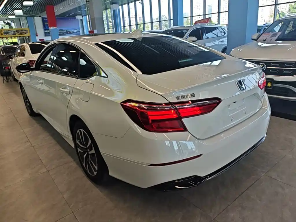 Honda Inspire — миниатюра 5
