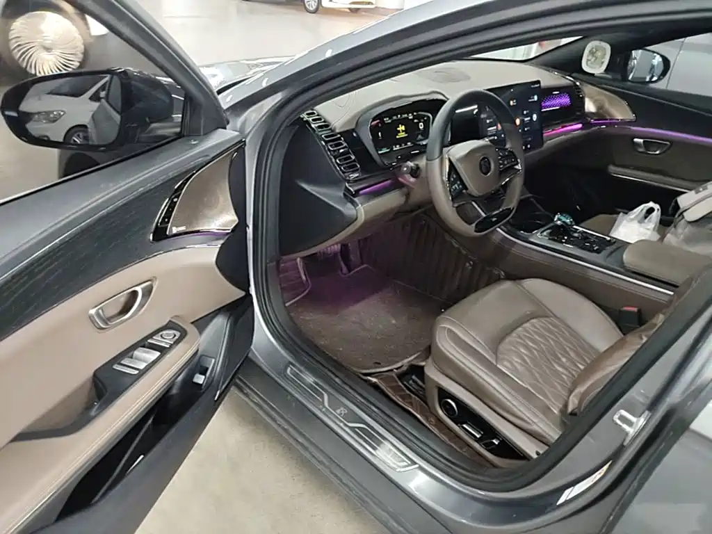 BYD Han — миниатюра 16
