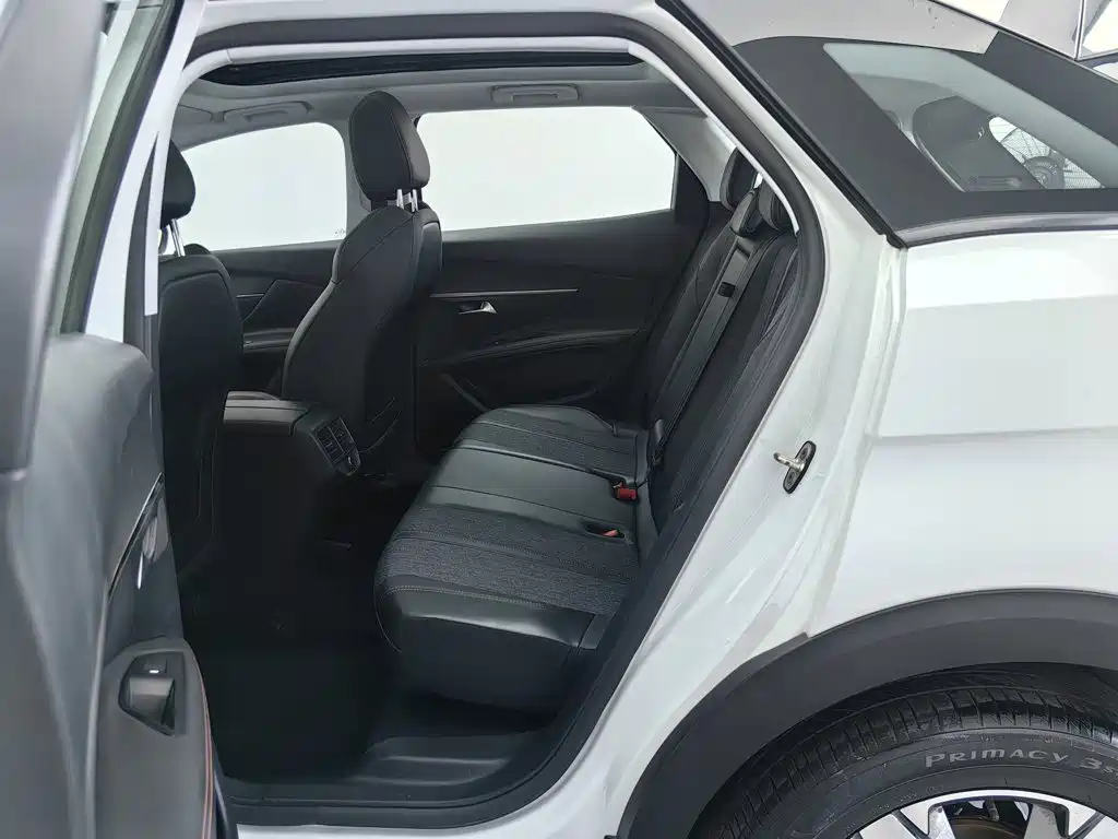Peugeot 4008 — миниатюра 15